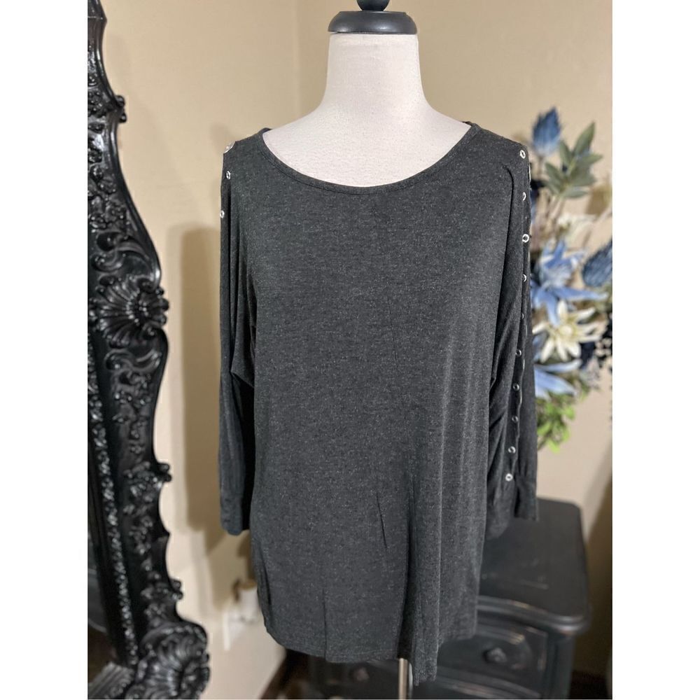 Belldini 3/4 Sleeve Grey Knit Shirt with Dolman Sleeves Size Large